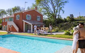 Villa LeMarche b&b